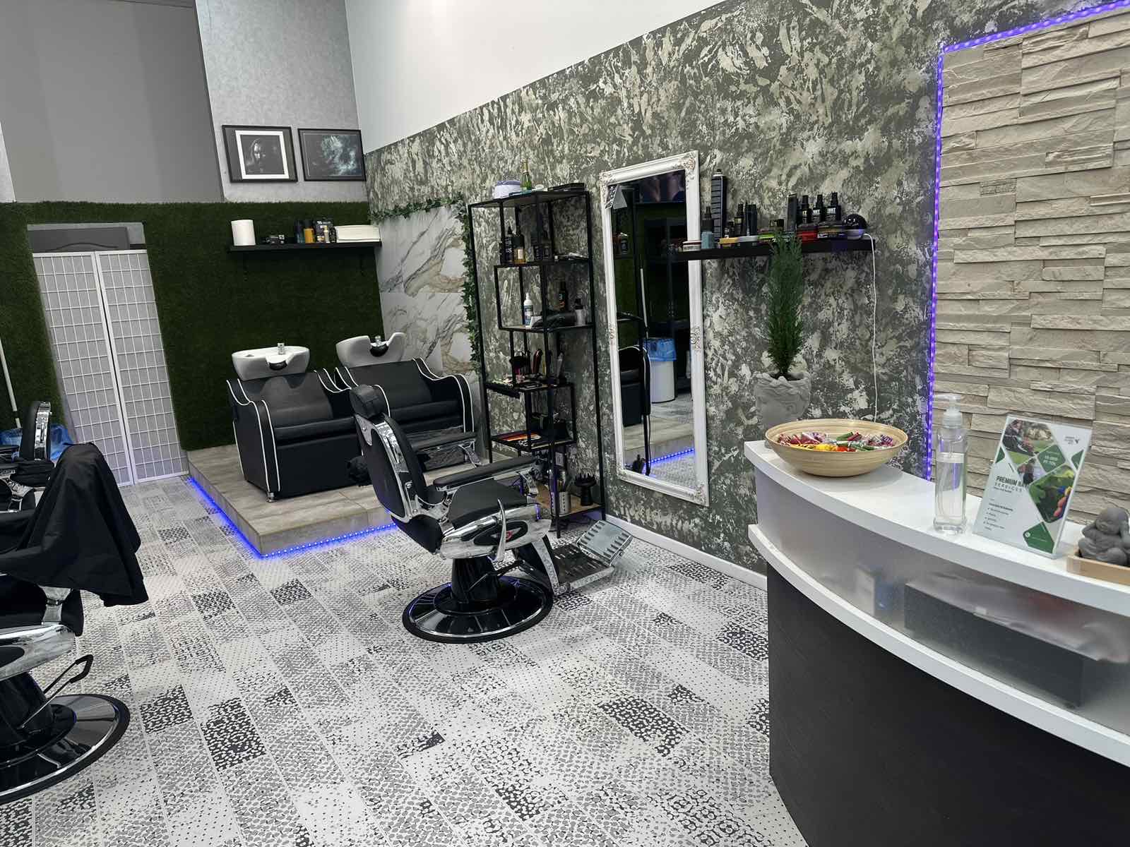 Barber Global Szeged szalon világítása